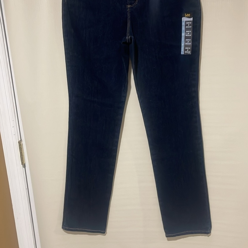 NWT LEE Women's Jeans Relaxed Fit Straight Leg High Rise Size 4 - Picture 3 of 11